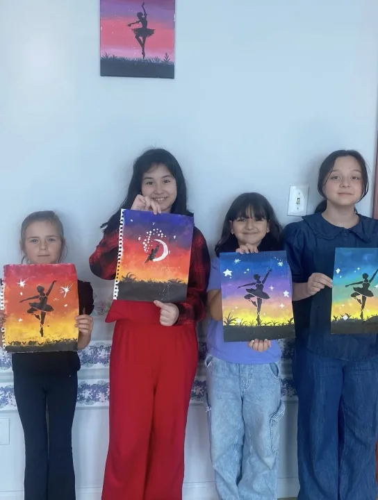 Student Artwork at Shostakovich School (photo 20)